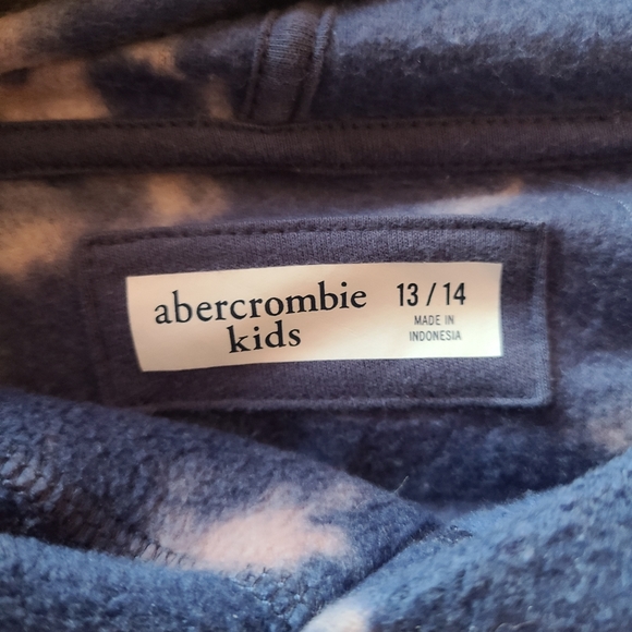Abercrombie girls 13/14 blue and pink tie dye sweatshirt - Picture 3 of 4